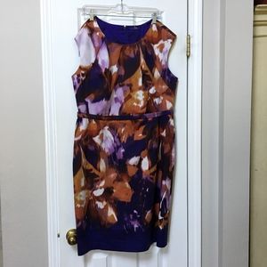 Elie Tahari Printed Sleeveless Sheath Dress